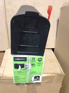 lot 3 image: Gibraltar Parsons Medium, Plastic, Black Post Mount Mailbox in good condition