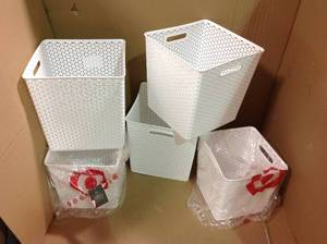 lot 6 image: LOT OF BASKET WHITE in good condition