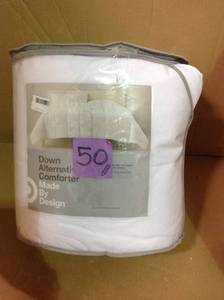lot 50 image: Solid Down Alternative Comforter size FullQueen in good condition