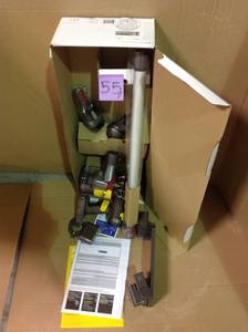 lot 55 image: Dyson V7 Motorhead Origin Cord-free Vacuum - 282961-01 in good condition