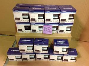 lot 83 image: Solar Power LED Pillar Lamp Outdoor Garden Fence Lamp Yard Post Cap Lights in good condition