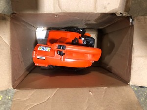 lot 200 image: ECHO 170 MPH 453 CFM 25.4 cc Gas 2-Stroke Cycle Handheld Leaf Blower MISSING ATTACHMENT see pics 