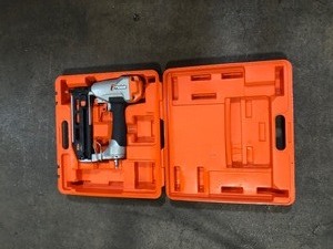 lot 209 image: Paslode Pneumatic 16-Gauge Straight Finish Nailer See pics 