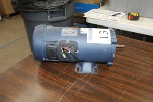 lot 13 image: Leeson Direct Current Permanent Magnet Motor C4D17FK5K