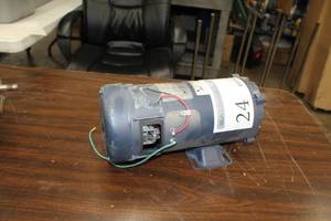lot 24 image: Leeson Direct Current Permanent Magnet Motor C4D17FK5K