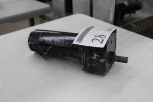 lot 28 image: Leeson Direct Current Permanent Magnet Gearmotor CM34D25NZ57B
