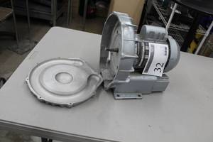 lot 32 image: Gast Regenair Pump R4110-2