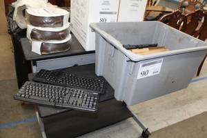 lot 90 image: Lot of (14) Wired Computer Keyboards