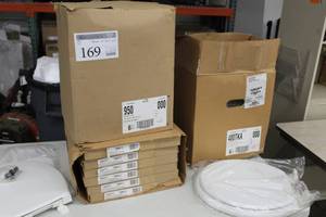 lot 169 image: Lot of (3 Boxes) Bemis Toilet Seats