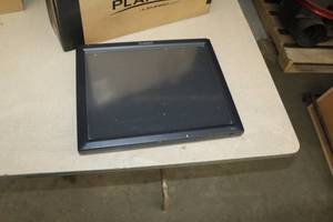 lot 118 image: Planar 19in. Computer Monitor PT19