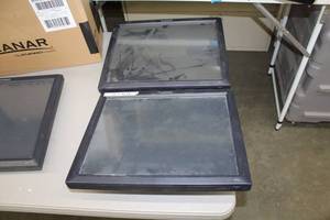lot 121 image: Lot of (2) Planar 19in. Computer Monitor PT19
