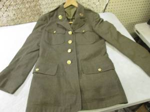 US Military Jacket Size 38R  RMDR...