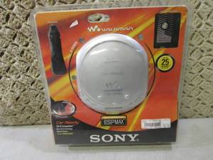 Sony Walkman New in Package  EC1...