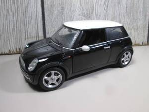 Maisto Mini Cooper Diecast Car 118...