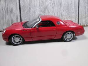 Maisto Thunderbird Diecast Car 118...