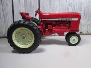 Ertl International Diecast Tractor ...