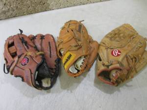 3 Baseball Gloves MacGregor  Frankl...