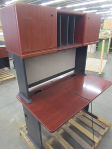 lot 117 image: BUSH DESK AND 9 UPPER CABINET UNITS