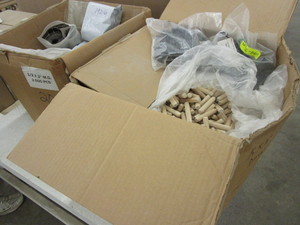 lot 310 image: SMALL HARDWARE