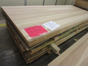 lot 461 image: HICKORY A1 MDF VENEER SHEET GOODS