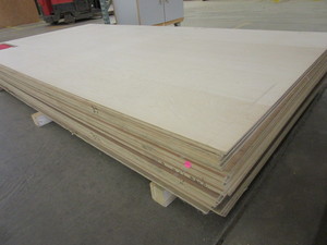 lot 430 image: MAPLE B4 MDF VENEER SHEET GOODS