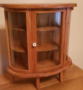 lot 162 image: Petite Childs Bow Front Dresser