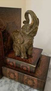 lot 177 image: Elephants on Books Bookends