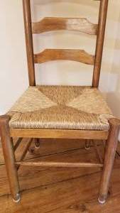 lot 65 image: Rush Seat Ladder Back Chair