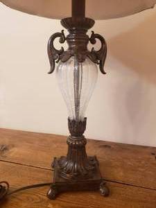 lot 84 image: Crackle Glass Table Lamp