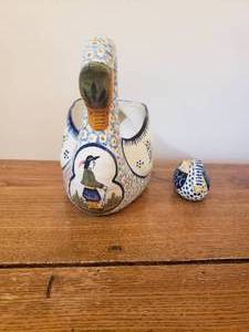 lot 148 image: Quimper Goose Collection (as)