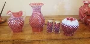 lot 110 image: Collection of Hobnail Fenton Glass