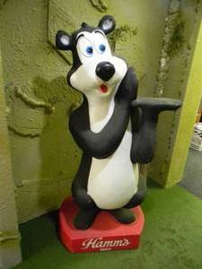 lot 1 image: VINTAGE HAMMS BEER BEAR STYROFOAM MASCOT ADVERTISING STORE DISPLAY - APPROX 60 TALL - RARE & HARD TO FIND PIECE - AWESOME - SEE PICTURES