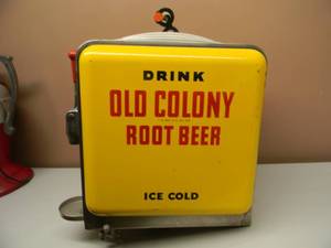 lot 9 image: VINTAGE DRINK OLD COLONY ROOT BEER, ICE COLD - FOUNTAIN DISPENSER - PORCELAIN SIDES - VERY RARE GREAT PIECE - SEE PICTURES