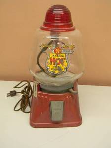 lot 43 image: VINTAGE 5 CENT HOT NUT LIGHTED MACHINE - WORKS - VERY COOL PIECE - APPROX 16 BY 8 - SEE PICTURES