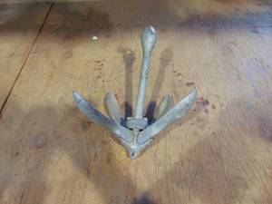 lot 40 image: Vintage Collapsible Anchor