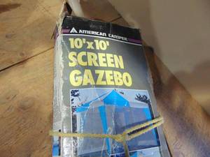 lot 55 image: 10 x 10 Screen Gazebo