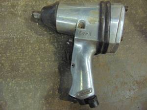 lot 61 image: 12 Impact Wrench