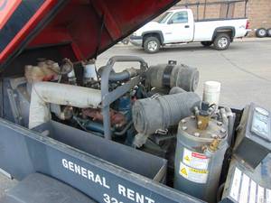lot 101 image: 2015 CPS 185 CFM Air Compressor
