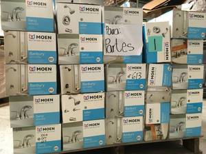 PALLET WITH MOEN FAUCETS FOR PARTS SEE PICS