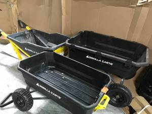 LOT WITH GORILLA CARTS DIFFERENT SIZES AND CONDITIONS SEE PICS