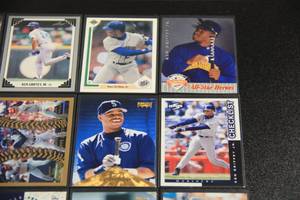 lot 14 image: Ken Griffey Jr Baseball Card Lot  19 Cards