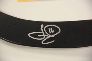 lot 52 image: Minnesota Wild Mini Hockey Stick Jason Zucker Autograph TSE COA