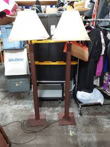 lot 35 image: 2-Metal Floor Lamps 5