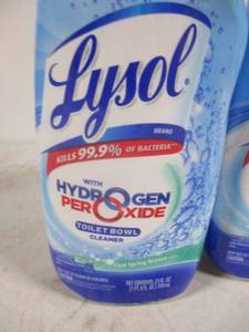 lot 125 image: Lysol Toilet Bowl Cleaner