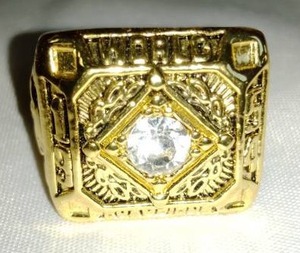 lot 133 image: World Series Ring New York Giants,