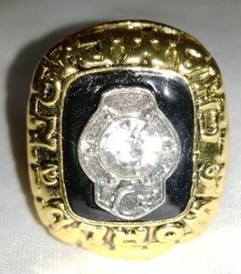 lot 135 image: Muhammed Ali Championship ring, 1974