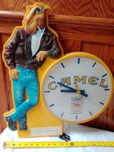 lot 37 image: Joe Cool Camel Clock  excellent