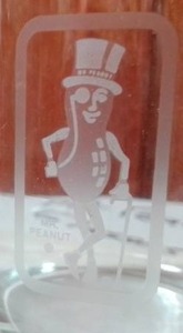 lot 39 image: 8 Mr. Peanut Glasses new in boxes.