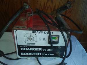 lot 255 image: Century Battery Starter Charger 612 volt. 30 amp to 200 amp