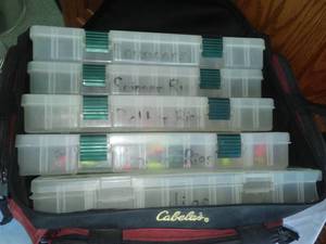 lot 265 image: Cabelas Tackle Bag - loads of tackle,